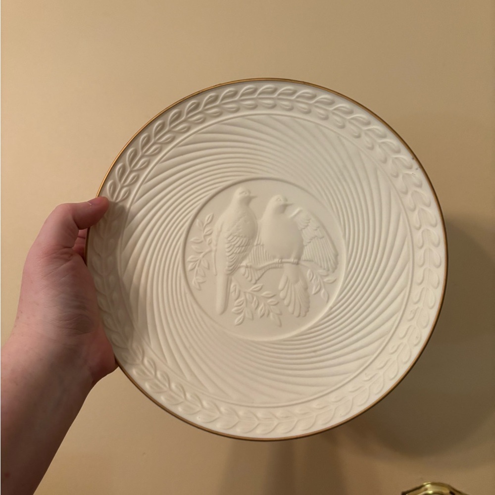 vintage Avon Bisque Porcelain Dove Plate from 1986